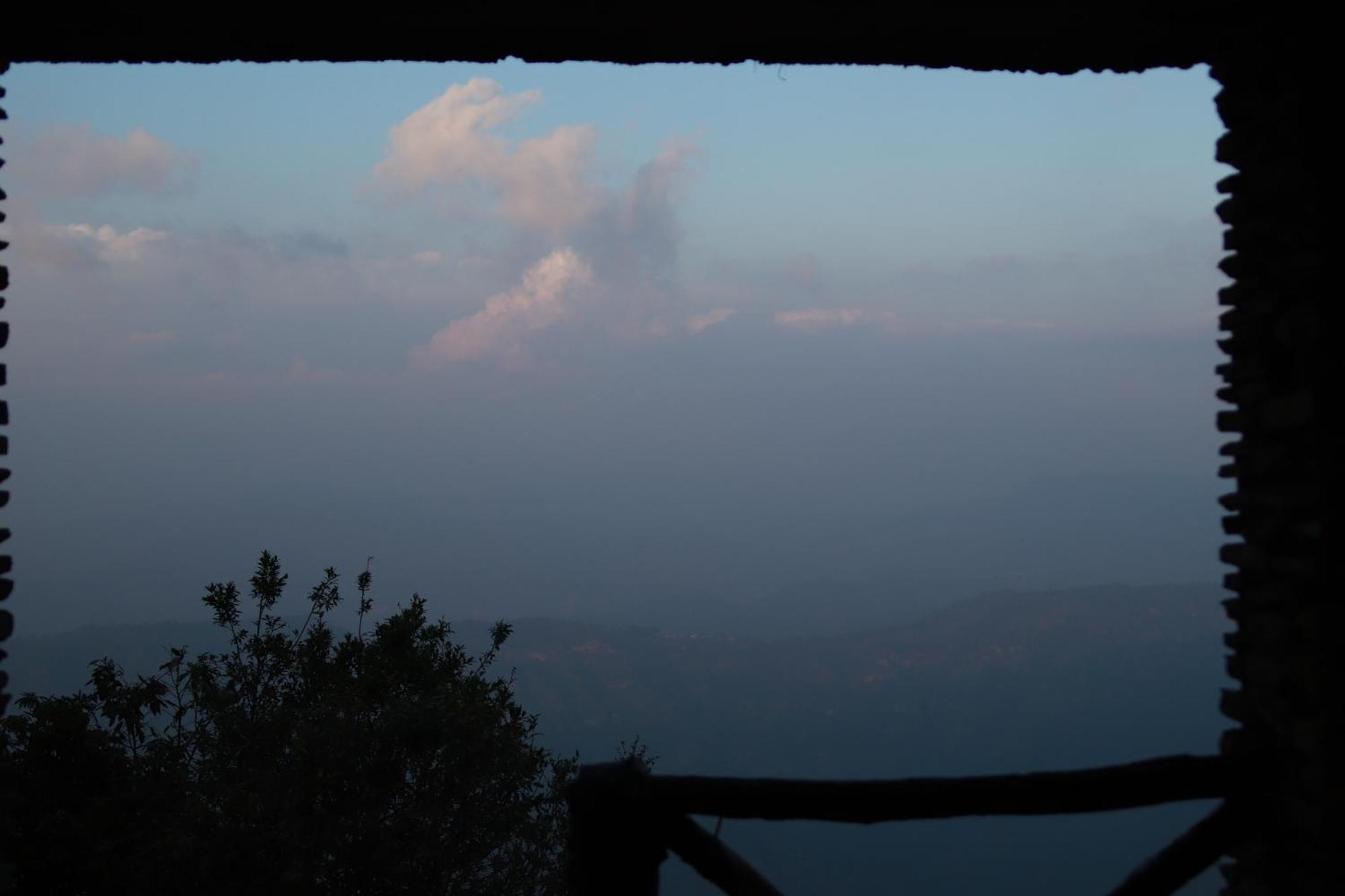 Simba Jungle Lodge, Binsar Wildlife Sanctuary Buitenkant foto