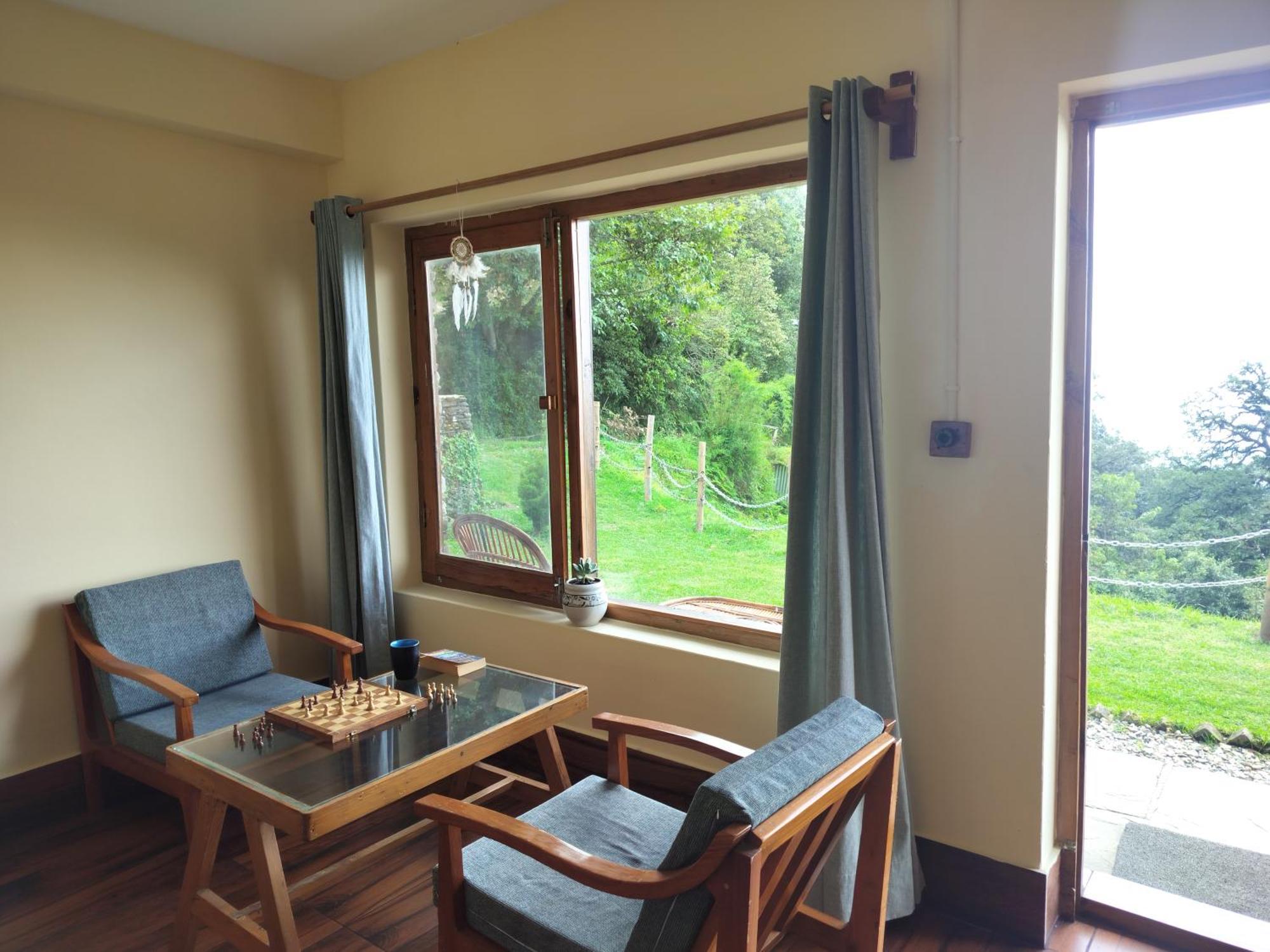 Simba Jungle Lodge, Binsar Wildlife Sanctuary Buitenkant foto