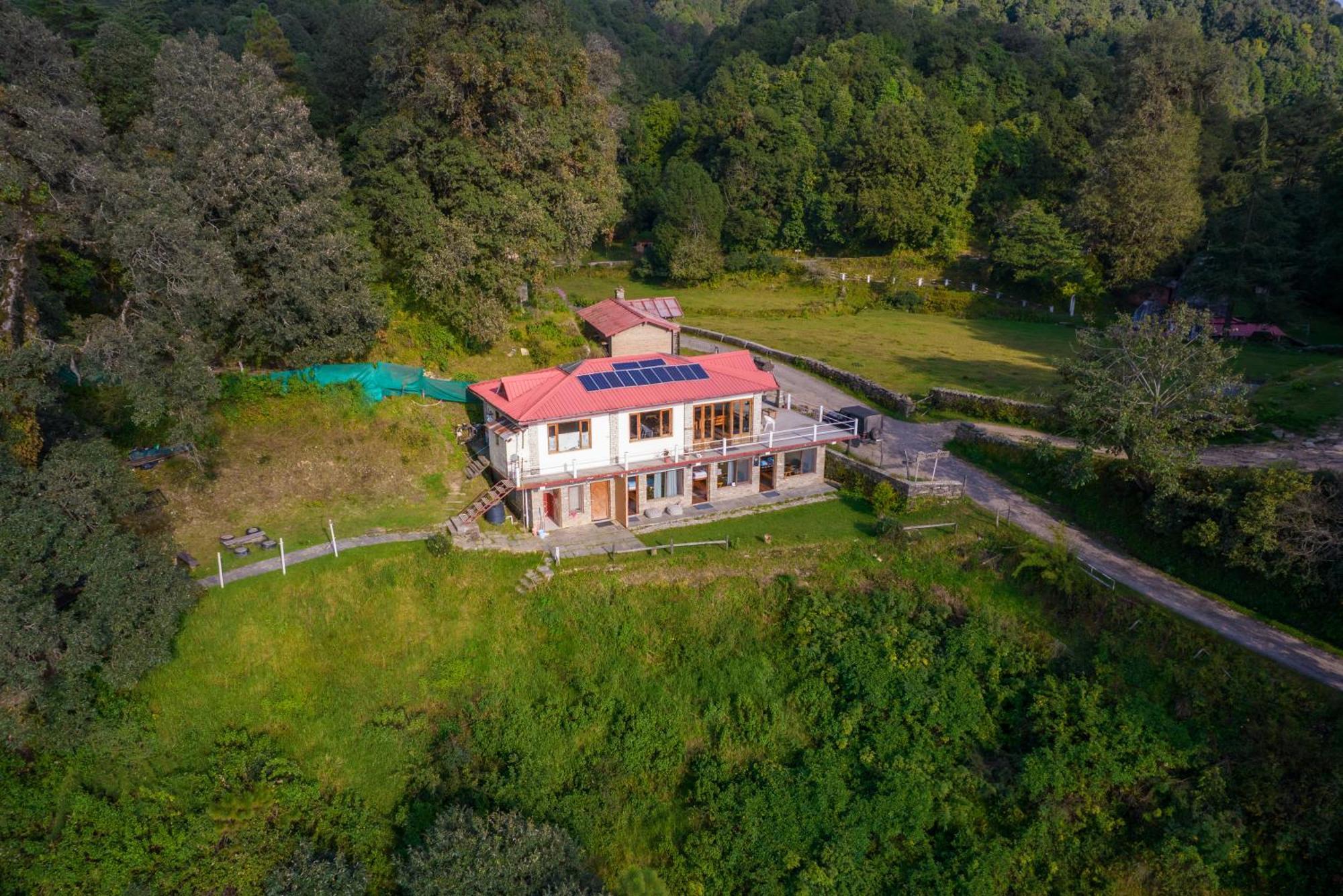 Simba Jungle Lodge, Binsar Wildlife Sanctuary Buitenkant foto