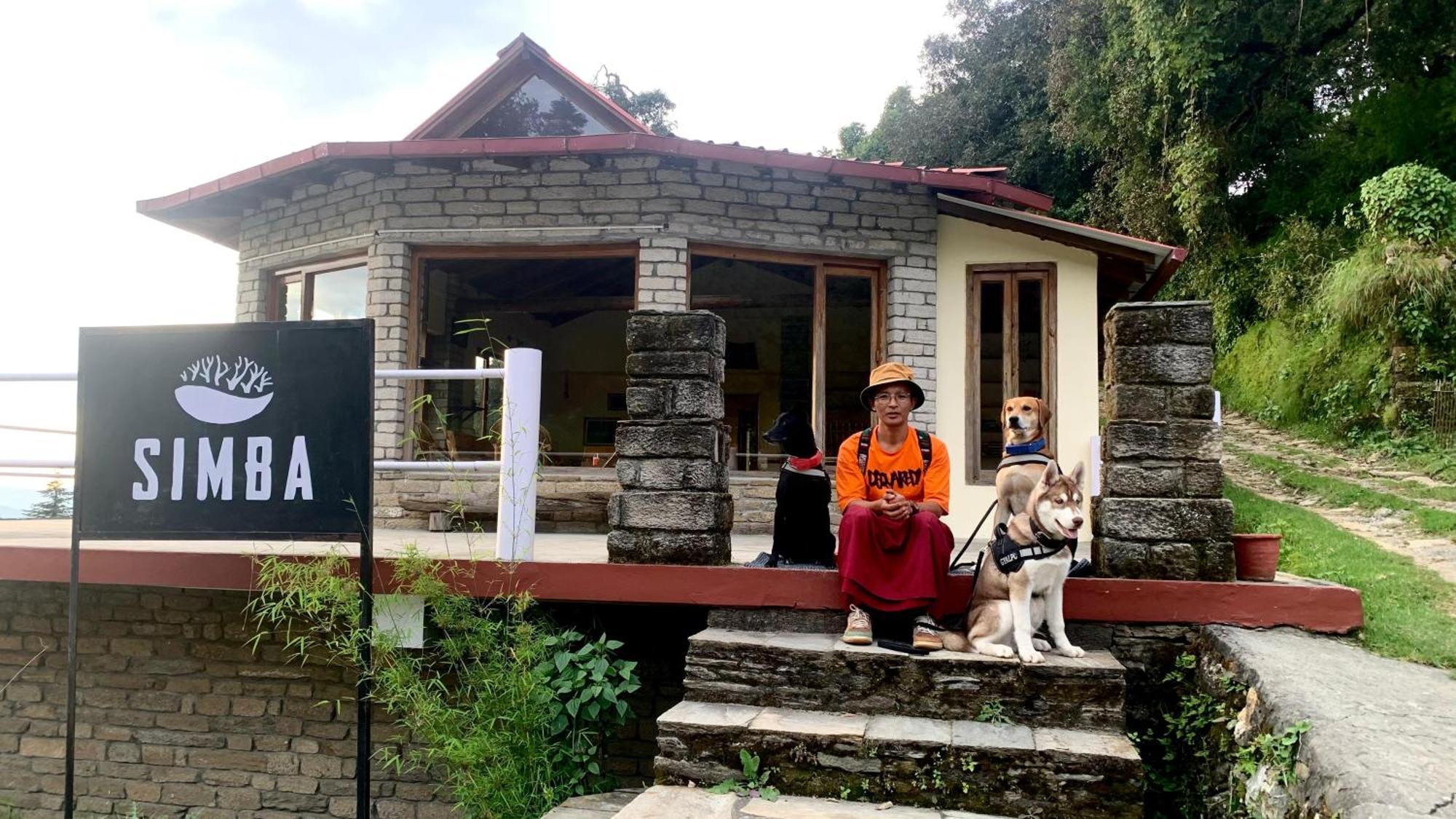 Simba Jungle Lodge, Binsar Wildlife Sanctuary Buitenkant foto
